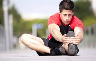 Ragazzo allenamento stretching